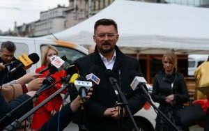 Metropolitalne Śniadanie Wielkanocne - briefing prasowy na rynku w Katowicach (4)