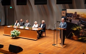 Uroczysta sesja Rady Miasta Katowice z okazji 158. rocznicy nadania praw miejskich (1)