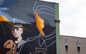Mural upamiętniający harcmistrza Jerzego Lisa przy ul. Gliwickiej w Katowicach (5)