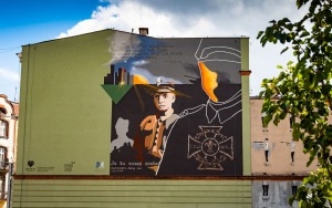 Mural upamiętniający harcmistrza Jerzego Lisa przy ul. Gliwickiej w Katowicach (15)