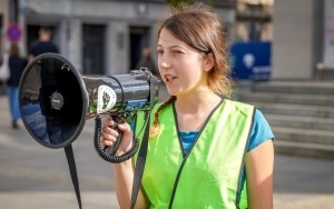 Młodzieżowy Strajk Klimatyczny na katowickim Rynku [PAŹDZIERNIK 2023] (5)