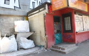 Nieużytkowane budki przy Rialcie w Katowicach znikają! Trwa ich rozbiórka