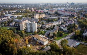 Budowa Miejskiego Domu Kultury na os. Witosa w Katowicach [PAŹDZIERNIK 2023] (1)