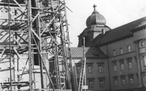 Budowa katedry Chrystusa Króla w Katowicach (1)