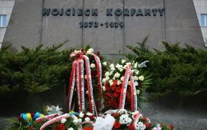149. urodziny Wojciecha Korfantego - uroczystości na Placu Sejmu Śląskiego (5)
