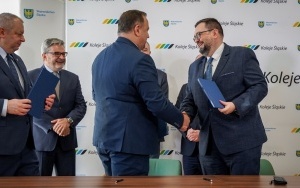 Umowa dot. połączenia kolejowego do Pyrzowic podpisana (1)