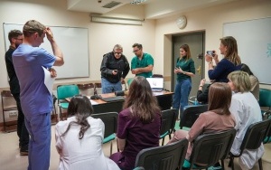 Szkolenie studentów w zakresie kardiologii, okularami VR (15)