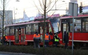 Wykolejony tramwaj na al. Korfantego [18.12.2023] (12)