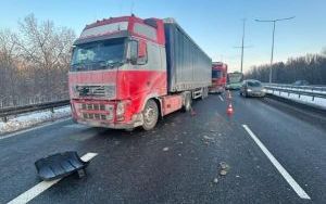 Wypadek ciężarówek na A4 w Mysłowicach (3)