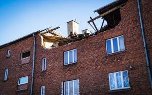 Dzień po wybuchu w kamienicy na Chemicznej w Katowicach (7)