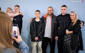 Ślubowanie nowych policjantów w Katowicach (12)