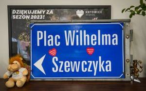 Przekazanie wylicytowanej tablicy Placu Wilhelma Szewczyka  (13)