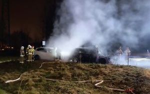 Pożar samochodów, ul. Biedronek w Katowicach - 12 marca 2024 roku (1)