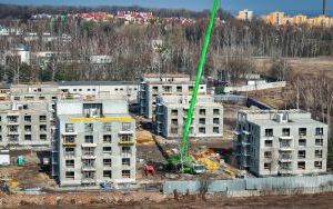 Budowa nowego osiedla KTBS przy al. Korfantego [MARZEC 2024] (17)