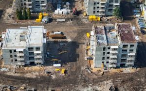 Budowa nowego osiedla KTBS przy al. Korfantego [MARZEC 2024] (13)