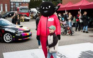 Piknik z bebokiem Rajdusiem przed lodowiskiem Jantor (17)