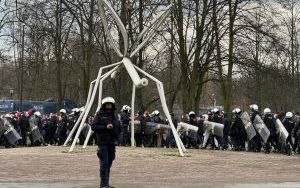 Policjanci czuwali nad bezpieczeństwem w czasie meczu derbowego w Chorzowie (2)