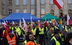 Spotkanie wojewody śląskiego z protestującymi rolnikami (9)
