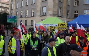 Spotkanie wojewody śląskiego z protestującymi rolnikami (8)