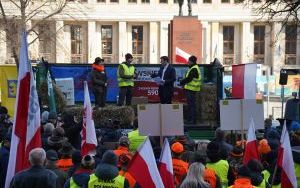 Spotkanie wojewody śląskiego z protestującymi rolnikami (4)