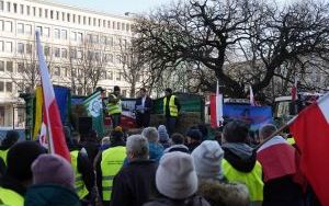 Spotkanie wojewody śląskiego z protestującymi rolnikami (2)