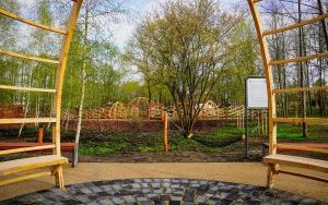 Już wkrótce mieszkańcy będą mogli korzystać z nowego parku w Kostuchnie (4)