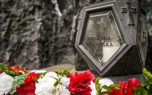 Uroczystości upamiętniające 84. rocznicę Zbrodni Katyńskiej (17)