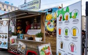 Food trucki na rynku w Katowicach - Street Food Polska Katowice (kwiecień 2024) (12)