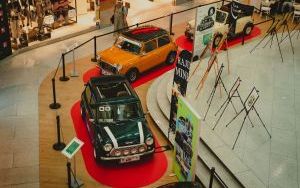 Wystawa samochodów MINI w Libero Katowice (8)