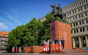 Dzień Flagi Rzeczypospolitej Polskiej. Uroczystość podniesienia flagi narodowej (9)