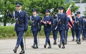 Uroczyste ślubowanie policjantów nowych policjantów w Katowicach (2)