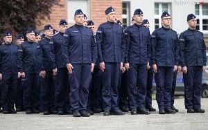 Uroczyste ślubowanie policjantów nowych policjantów w Katowicach (5)