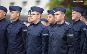 Uroczyste ślubowanie policjantów nowych policjantów w Katowicach (11)