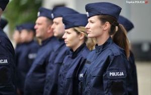 Uroczyste ślubowanie policjantów nowych policjantów w Katowicach (12)