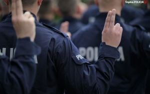 Uroczyste ślubowanie policjantów nowych policjantów w Katowicach (15)