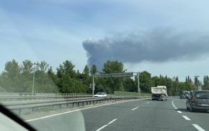 Pożar składowiska odpadów w Siemianowicach Śląskich - kłęby dymu nad miastami (8)