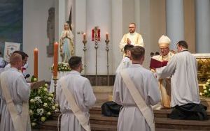 Święcenia kapłańskie w Archikatedrze Chrystusa Króla (8)