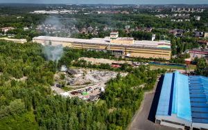 Pożar składowiska odpadów w Świętochłowicach. Dym widać było z daleka (10)