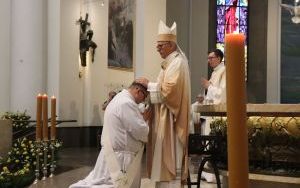 Święcenia kapłańskie w katowickiej Archikatedrze  (5)