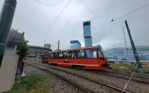 Wykolejenie tramwaju na rondzie gen. Ziętka w Katowicach (6)