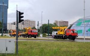 Wykolejenie tramwaju na rondzie gen. Ziętka w Katowicach (12)