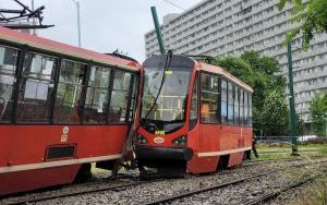 Wykolejenie tramwaju na rondzie gen. Ziętka w Katowicach (15)