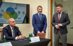 Podpisanie porozumienia o współpracy pomiędzy konsorcjum Cyber Science a Łukasiewicz-EMAG (8)