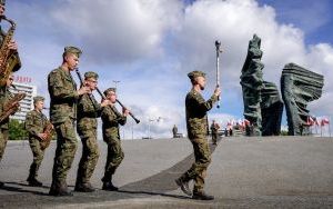 Narodowy Dzień Powstań Śląskich. Uroczystości przy Pomniku Powstańców Śląskich (18)