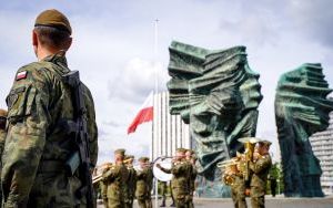 Narodowy Dzień Powstań Śląskich. Uroczystości przy Pomniku Powstańców Śląskich (10)