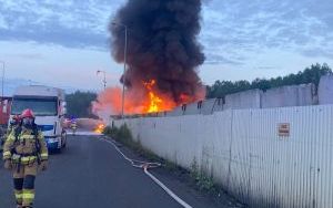 Pożar zbiorników z paliwem w Sławkowie (3)