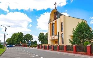 Kościół Trójcy Przenajświętszej w Katowicach-Kostuchnie (1)