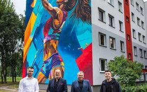 Nowy mural w Sosnowcu. Siatkarka dołączy do Zagłębiowskiego Szlaku Sportowego (6)