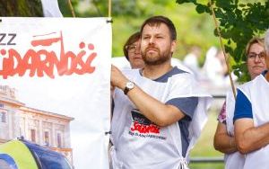 Protest kolejarzy przed siedzibą PKP Cargo w Katowicach (13)