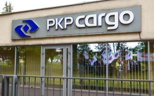 Protest kolejarzy przed siedzibą PKP Cargo w Katowicach (5)